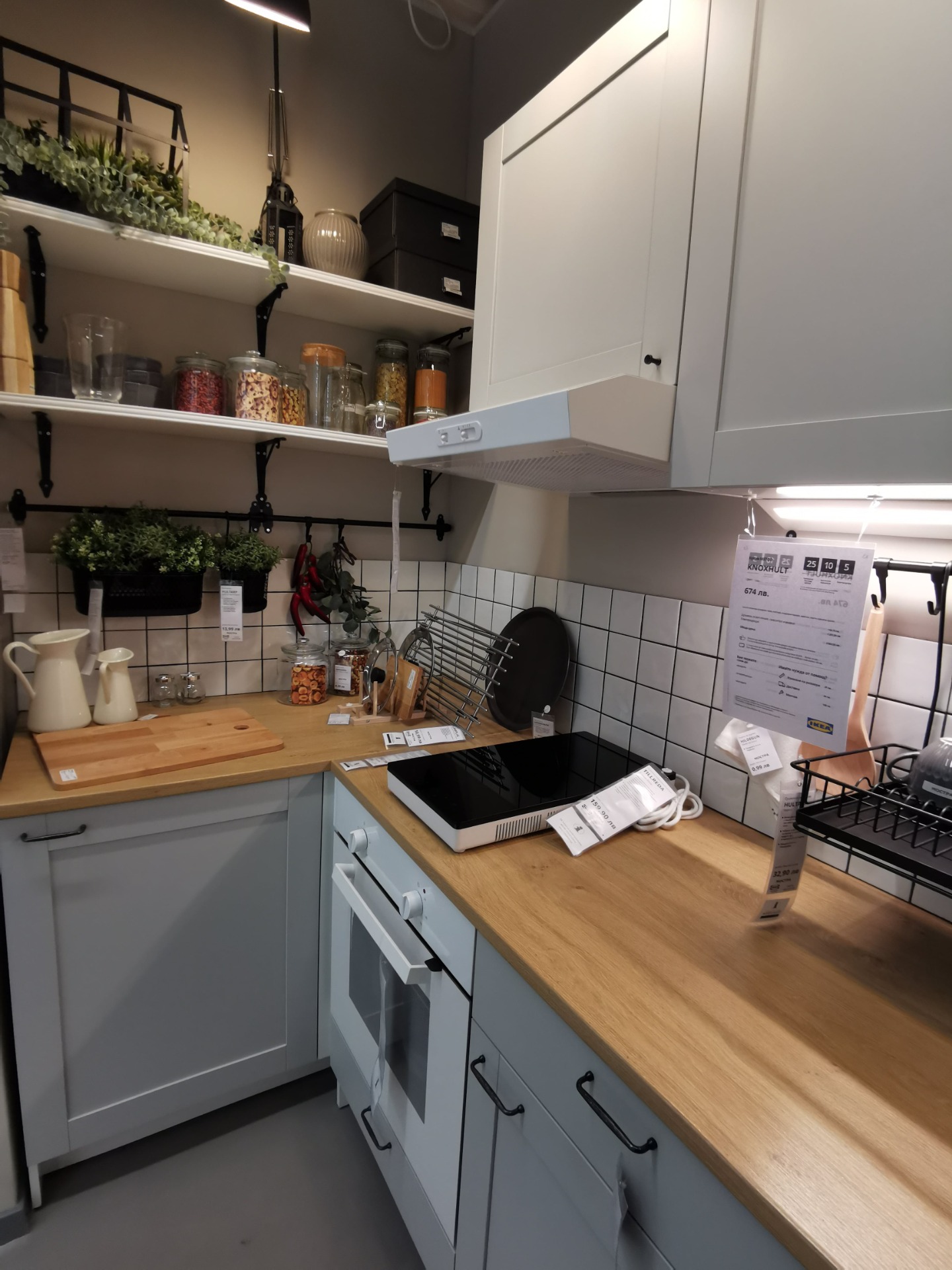 Maximizing Small Kitchen Space: Creative Ideas